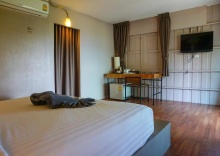 Бунгало с видом на море в HIP Seaview Resort at Phi Phi