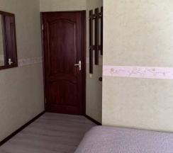 Стандартный трехместный номер в Ямал