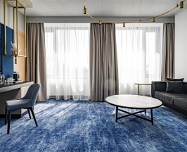 Люкс в 50 | 60 Hotel