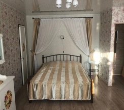 Двухместные апартаменты (двуспальная кровать) в Апартаменты-Квартира  Лоунская