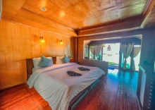 Бунгало с красивым видом из окна в Lipe Power Beach Resort