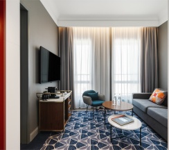 Представительский Люкс в Maidens Hotel Moscow