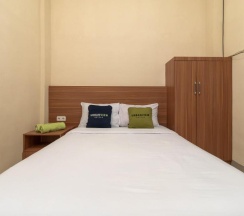 Двухместный номер Superior двуспальная кровать в Urbanview Hotel Salsabilah Palembang
