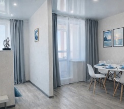 Апартаменты Comfort с балконом и с красивым видом из окна в Апартаменты VEGAS на Гагарина 101/2