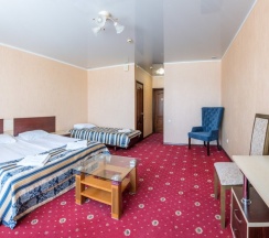 ПОЛУЛЮКС в Red hotel