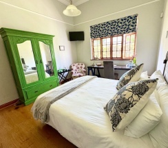 Двухместный номер Classic двуспальная кровать в Whistlewood Guest House Walmer