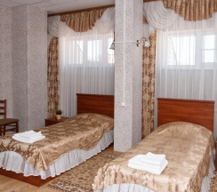 Номер комфорт с 2 односпальными кроватями (мансарда) в Рязань