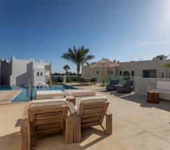 Двухместный люкс Lexi двуспальная кровать в SUNRISE Tucana Resort