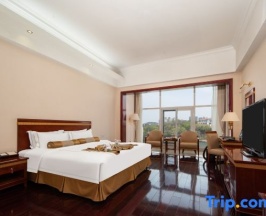 Одноместный номер Standard с видом на озеро в Ningxia Yuehai Hotel