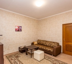 Люкс с балконом и кухонной зоной в Гостевой дом