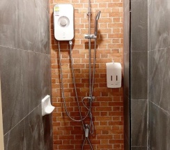 Кровать в общем номере в Jomtien Beach Hostel