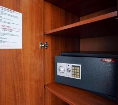 Номер стандарт с 2 односпальными кроватями в Максима Панорама
