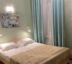 Базовый двухместный с одной большой кроватью в Comfort Hotel