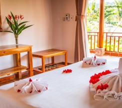 Двухместный номер Superior с видом на сад двуспальная кровать в La Casa Resort
