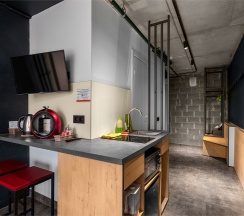 Апартаменты у ст.м. Лесная (Standart Large-28) в FlatHome, апартаменты