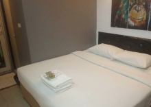 Номер Small в Khaosan Art Hotel