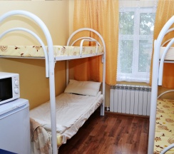 Кровать в общем номере (женский номер) в Мтм