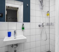 Апартаменты у ст.м. Лесная (Standart Large 7-28) в FlatHome, апартаменты