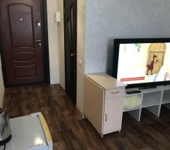 1-комнатные апартаменты студия Академика Киренского 9а с 1 двуспальной кроватью в Енисейская сибирь на Академика Киренского