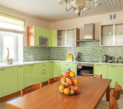 Трехкомнатный Дом 3 с кухней и гостиной в Басовское