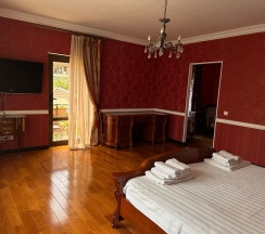 Дом в Абхазское поместье