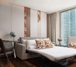 Двухместный семейный люкс двуспальная кровать в Novotel Bangkok Sukhumvit 20