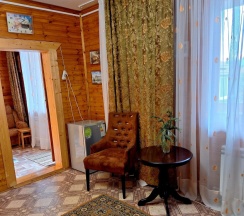 Номер Comfort с 2 комнатами с балконом и с красивым видом из окна в У Марины