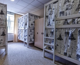 НИЖНЕЕ КОЙКО-МЕСТО В 6-ТИ МЕСТНОМ ОБЩЕМ НОМЕРЕ в Радио