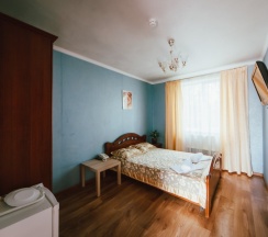 Двухместный эконом в Анри