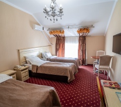 Standart triple в Валенсия hotel&sport