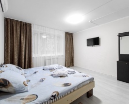 Двухместный люкс двуспальная кровать в Мак