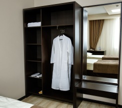 Улучшенный в West hotel