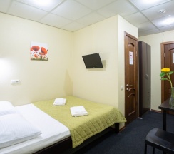 Двухместный стандарт в Авиамоторная