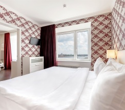 Апартаменты с видом на Неву (Апартамент) в Москва