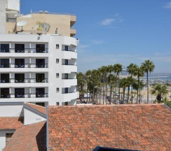 Апартаменты с видом на море в Sunorama Beach Garden 302