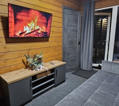 Люкс с 2 комнатами с балконом в Sherwood Arkhyz chalet