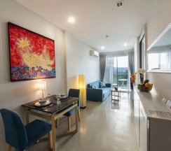 Люкс c 1 комнатой с балконом и с видом на горы в First Choice Grand Suites
