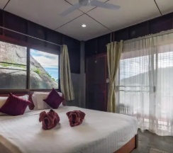 Двухместное бунгало Deluxe двуспальная кровать в Kanya Cozy Bungalows Kata Beach