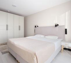 DELUXE 2 в Yard Residence