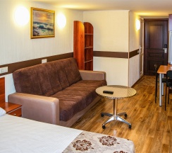 Номер первой категории в Лермонтова 8