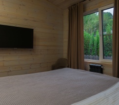 Четырёхместное шале с видом на горы в Тихая гавань