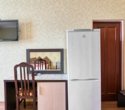 Двухместный люкс с 2 комнатами с балконом 2 отдельные кровати в Аист