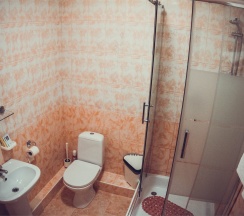 Первая категория (с балконом, вид на озеро) в Вилла Вальмонт