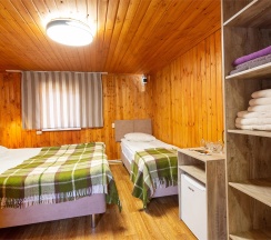 Трехместный домик в Allure Lodge
