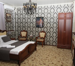 ЛЮКС в Лефортовский дворик