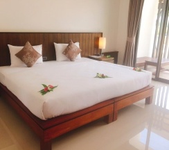 Номер Deluxe c 1 комнатой с балконом и с красивым видом из окна в Khaolak Mountain View