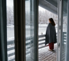 Дом на мысе острова с камином и баней на дровах. Вмещает до 6 гостей. в Шведские дачи