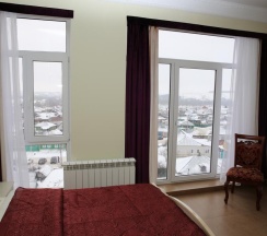 Номер стандарт с 1 двуспальной кроватью с балконом в Barocco Lv Hotel