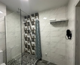 ПОЛУЛЮКС в Max SPA