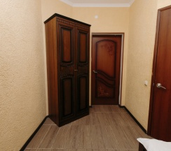 Четырёхместный номер Comfort с красивым видом из окна в Анапа Сити